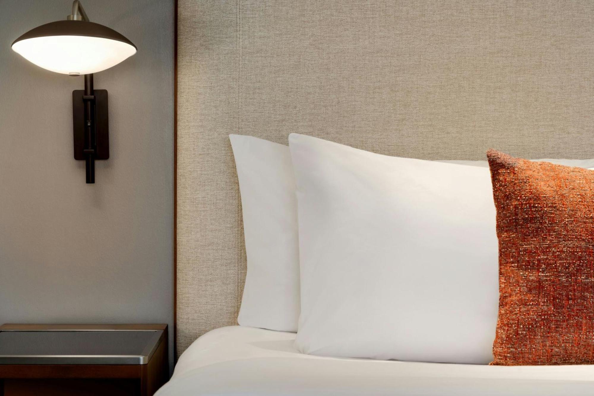Courtyard By Marriott Starkville Msu At The Mill Conference Center Ngoại thất bức ảnh