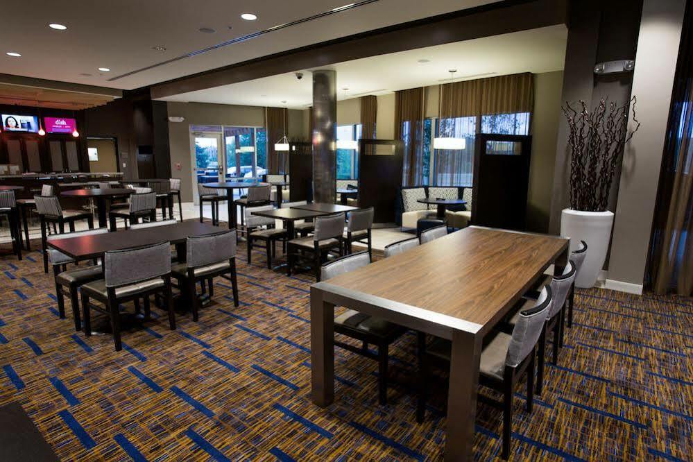 Courtyard By Marriott Starkville Msu At The Mill Conference Center Ngoại thất bức ảnh